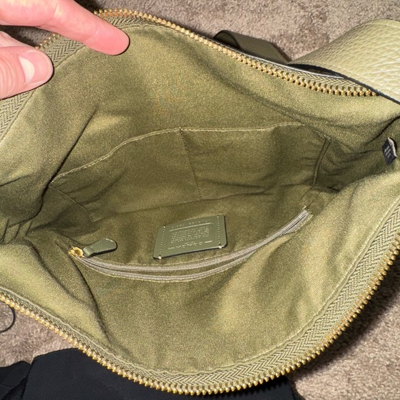 Coach Green Crossbody Bag - Picture 3 of 6